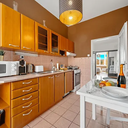 Waterfront River Side Roof - Terrace With View Apartmán *