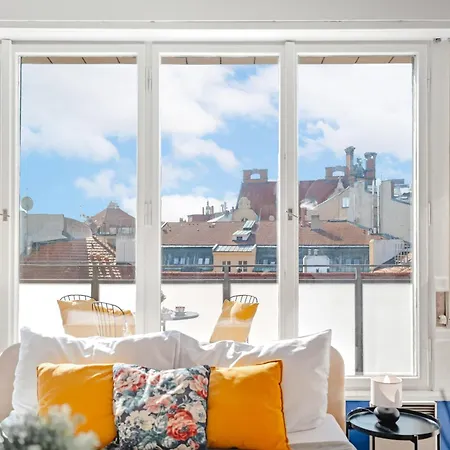 Waterfront River Side Roof - Terrace With View Διαμέρισμα Πράγα