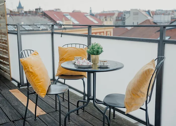 Waterfront River Side Roof - Terrace With View